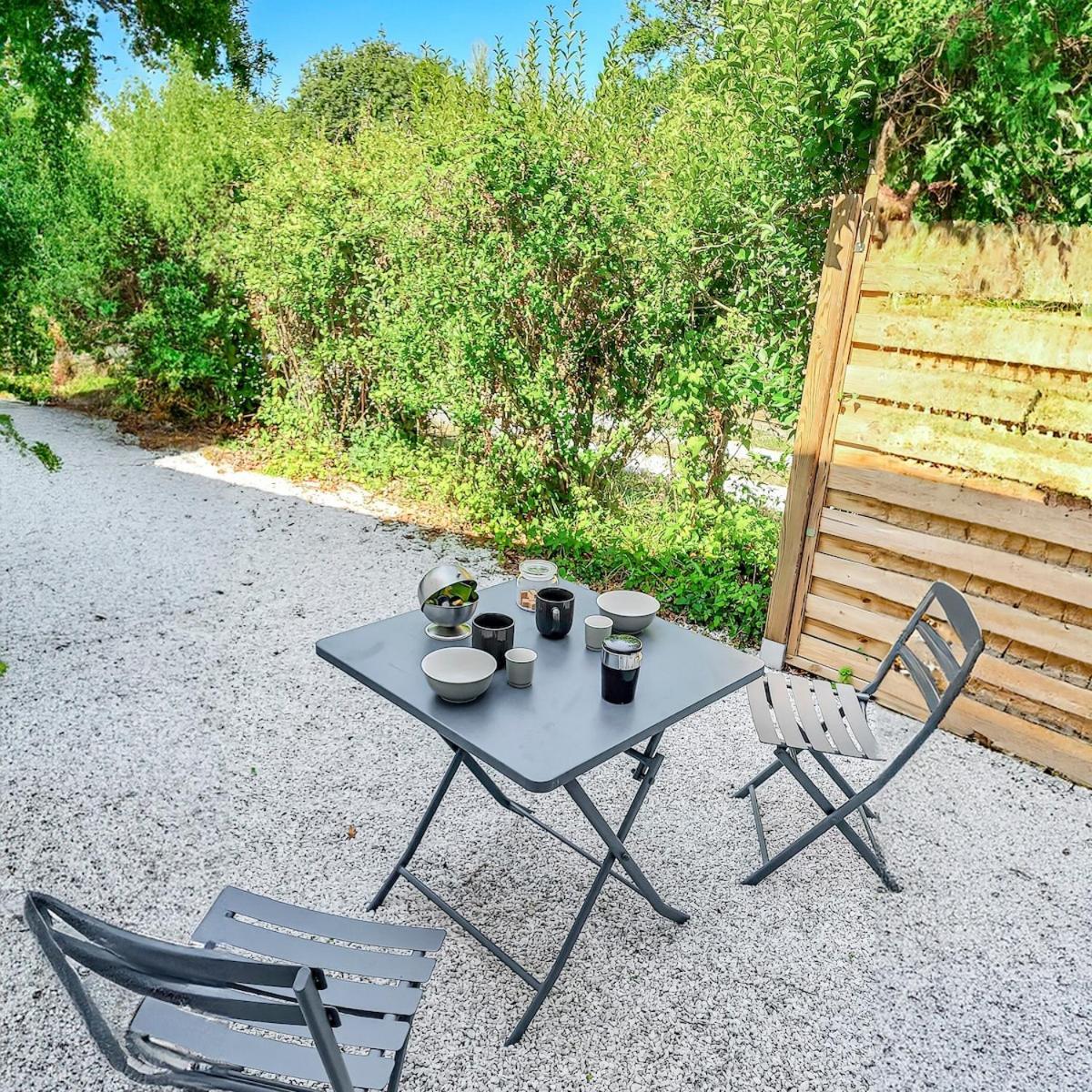 Calme Jardin & Parking Prox Royan Appart 2 메디스 외부 사진